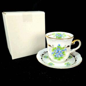 Art hand Auction ★Beautiful item ◆ Thun Czechoslovakia Hand-painted gold-plated forget-me-not Aurora cup and saucer 1 set, Tea utensils, Cup and saucer, coffee, Can also be used for tea