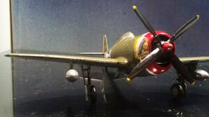 米陸軍☆リパブリックP47Dサンダーボルト/56ｔｈFG61FS/フランク・クリブ少尉乗機-1944イギリス☆1/72完成品 