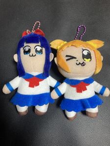 た 新品 ポプテピピック グッズ マスコットボールチェーン ポプ子 ピピ美 マスコット ぬいぐるみ 制服 2点セット