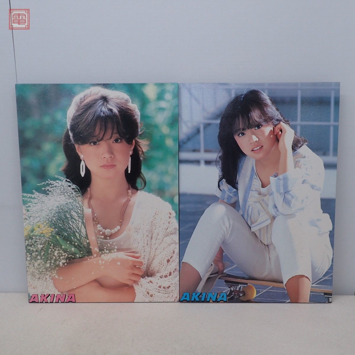 人気色 掘り出し物【限定価格】希少!中森明菜 木製 ポスターパネル 大