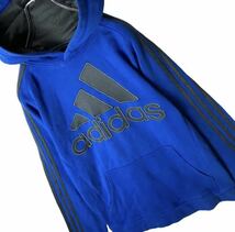 グッドデザイン！adidasでかロゴスウェットパーカー 三本線_画像6