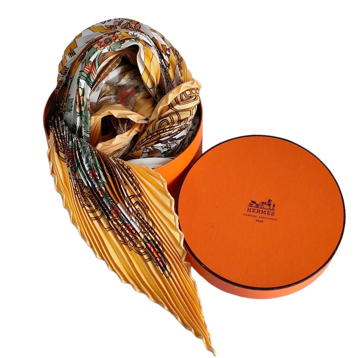 ヤフオク! -エルメスhermes プリーツシルクスカーフの中古品・新品・未