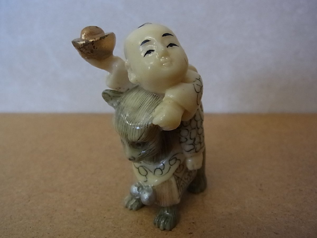 SALE/55%OFF】 象牙風(マンモス牙材) 根付 置き www.rockworth.com