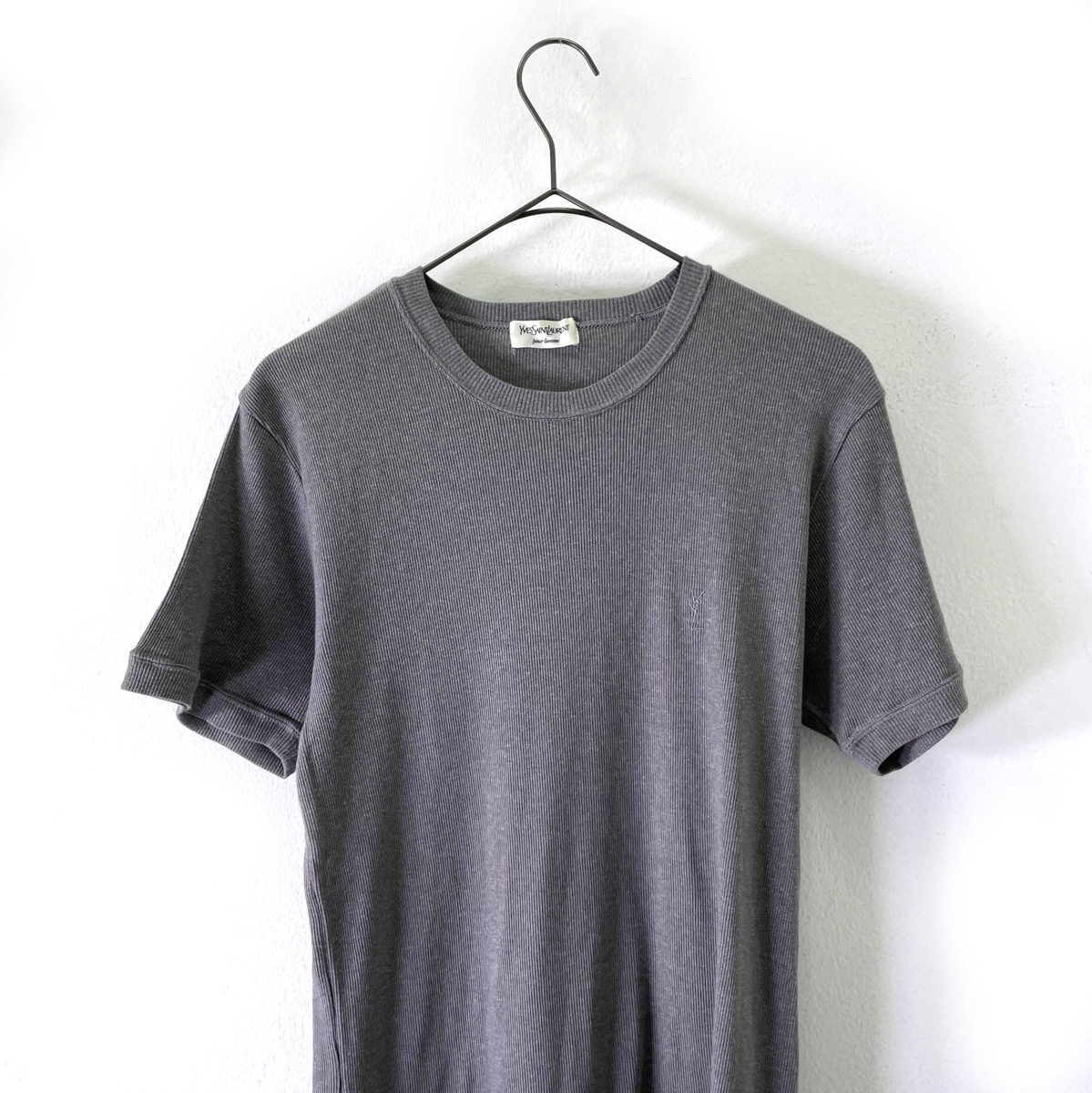 【USED】サンローラン Tシャツ Tシャツ/カットソー(半袖/袖なし) トップス メンズ 大切な