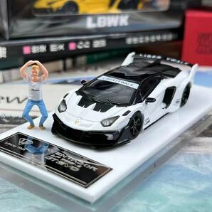 1/64 Star Model ランボルギーニ アヴェンタドール LBWK LP700-4 GT EVO 白 ダイキャスト製 フィギュア付きの画像2