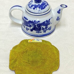 11455/中国磁器 ポット 急須 雲龍紋 中国刺繍敷物付(アイリン) 茶器 煎茶器の画像3