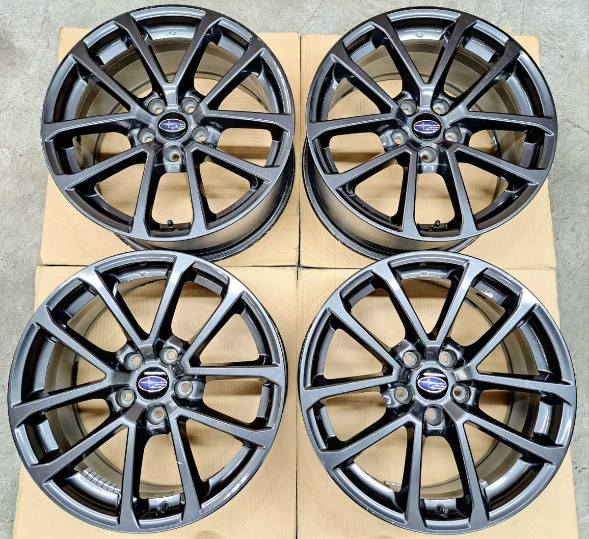 OUTLET 包装 即日発送 代引無料 スバル レヴォーグ1.6GT-S 後期 純正18