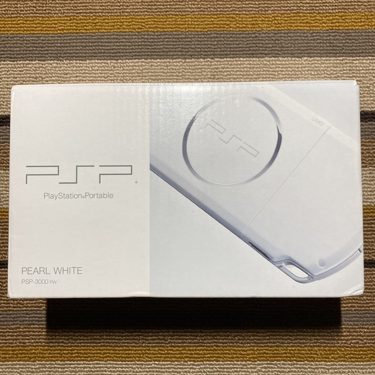 SIE PSP プレイステーション・ポータブル パール・ホワイト PSP-3000