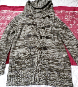 フード付き灰色白黒シマシマ貝殻ボタン手編み状ロングカーディガン/羽織 Hooded gray monochrome seashell button hand knit long cardigan