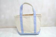 LL Bean トートバック BOAT AND TOTE MADE IN USA 生成りXサックスブルー色 刺繍入_画像2