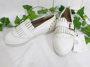  as good as new *THE EMPORIUMji* Emporium * fringe wing chip shoes (23.5cm) white / regular price 5,490 jpy 