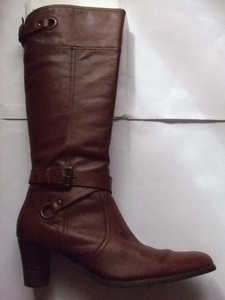 [ leather. long boots *]