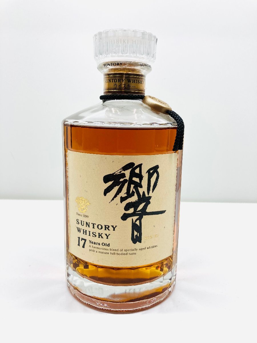 ヤフオク! -「響17年ゴールドラベル」の落札相場・落札価格
