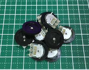 [ new goods ]3 pin rotary volume 1KΩ[B] wheel potentiometer -_ dial rheostat 1KΩx3_[ pursuit equipped ]