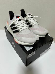 adidas アディダス　ウルトラブースト２１