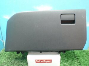 ★ ZRR80G　トヨタ　ノア　ヴォクシィ　グローブボックス　黒　341240JJ