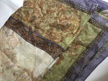 即決　◆未使用品　lancetti silk レーヨン混　スカーフ大判スカーフ 上品　107x107cm_画像4