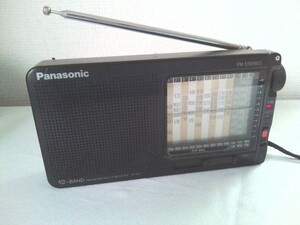 Panasonic RF-B11 Panasonic FM/LW/MW/SW-1-9 world band radio 12-BAND * reception OK! with defect 