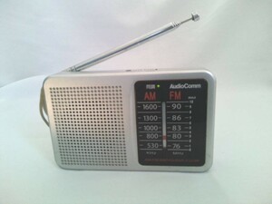 AudioComm　オーム電機　RAD-F223N　AM/FM　ハンディラジオ　2013年製★動作品