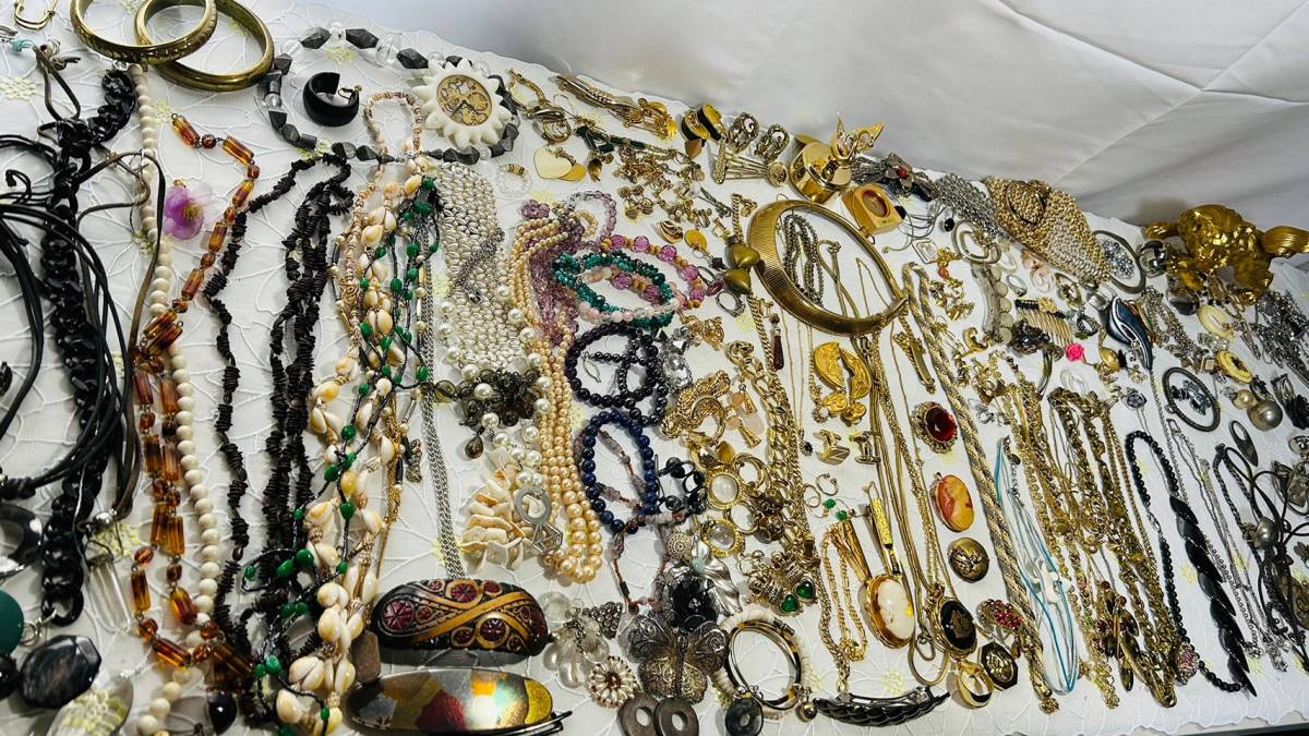 ヤフオク! -貴金属まとめの中古品・新品・未使用品一覧