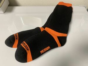 ＊新品未使用＊ 即決！ Mサイズ DexShell デックスシェル 防水通気靴下 Hytherm Pro socks ハイ サーモ プロソックス キャンプ 釣り