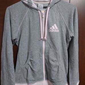 adidas アディダスパーカー