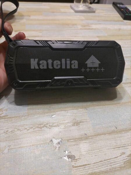 Katelia　Bluetooth搭載スピーカー