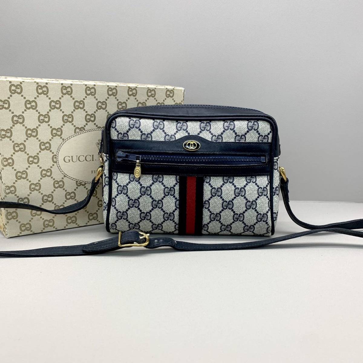 ショルダーバック オールドグッチの値段と価格推移は?|1,018件の売買 ...