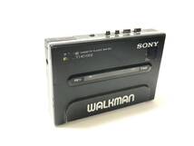 [美品][美音][整備品] SONY ウォークマン WM-501 専用ケース付き (マットブラック)_画像2