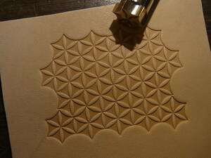 和風 NO.37 ベタタイプ　幾何学模様　レザークラフト　メタルスタンプ　ヌメ革に　刻印　手打ち刻印　打刻印　革細工　