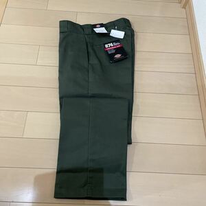 送料無料　未使用　Dickies ディッキーズ 874 ワークパンツ W30 L32 オリーブグリーン