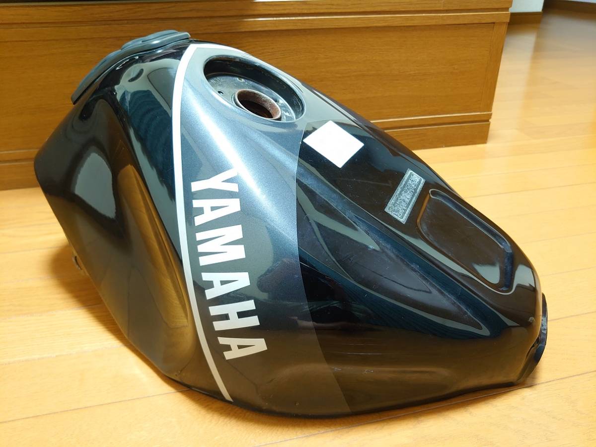 正規逆輸入品】 FZR250R 3LN 燃料タンク コックセット フューエル