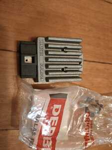 ピアジオ系　2st レギュレター新品　品番898891