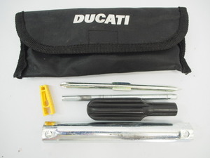 ドゥカティDUCATI 純正ツールバック車載工具 通勤通学レジャーなどに