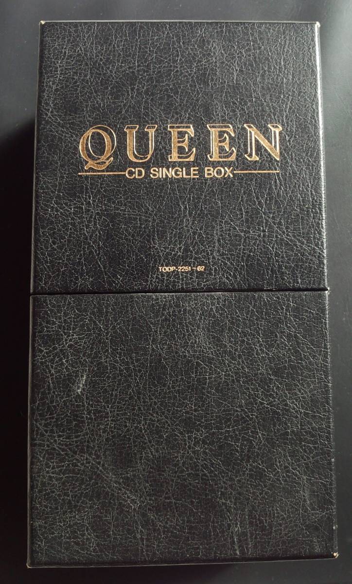【楽ギフ_のし宛書】CDQueen シングルの値段と価格推移は?|182件の売買情報を集計したQueen