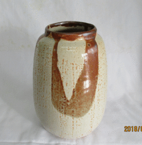 ☆未使用：陶器：志野焼☆品の良い志野焼の花瓶