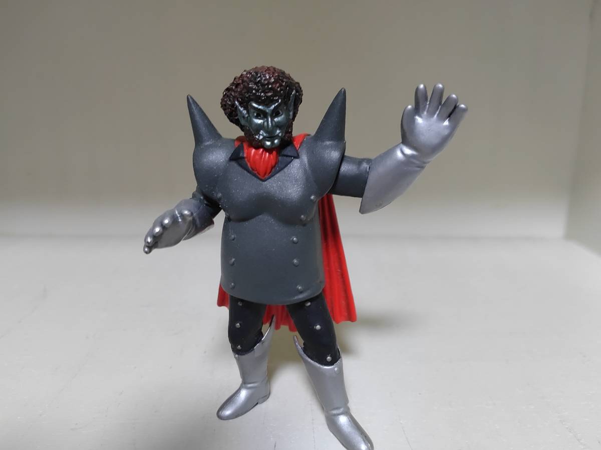 マグマ大使、フィギュア大使ロケット付き | ascotwm.com