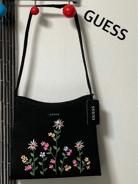 【未使用】タグ付き GUESS ゲス 型掛け ショルダーバッグ 花柄刺繍 ブラック