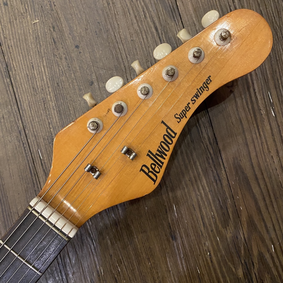 Bellwood Super swinger エレキベース