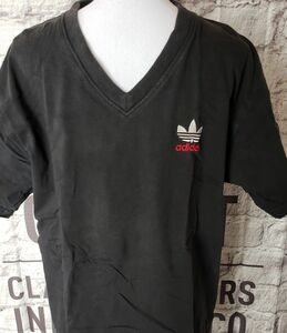 adidas　ヴィンテージTシャツ　刺繍ロゴ　値下げしました！1440円→1280円