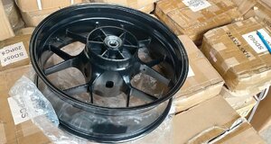  new goods rear wheel CBR600RR 2013-15 PC40 original type black color rear wheel 150