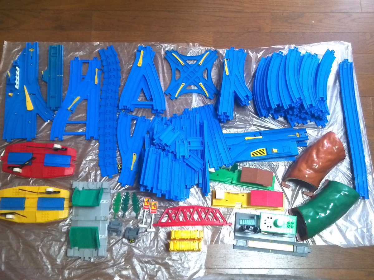 ヤフオク! -「プラレール 情景部品 駅」の落札相場・落札価格