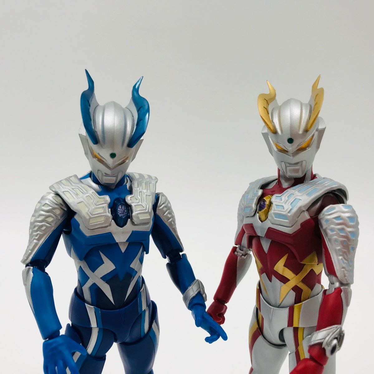 S.H.フィギュアーツ ウルトラマンゼロ ストロングコロナ&ルナミラクル