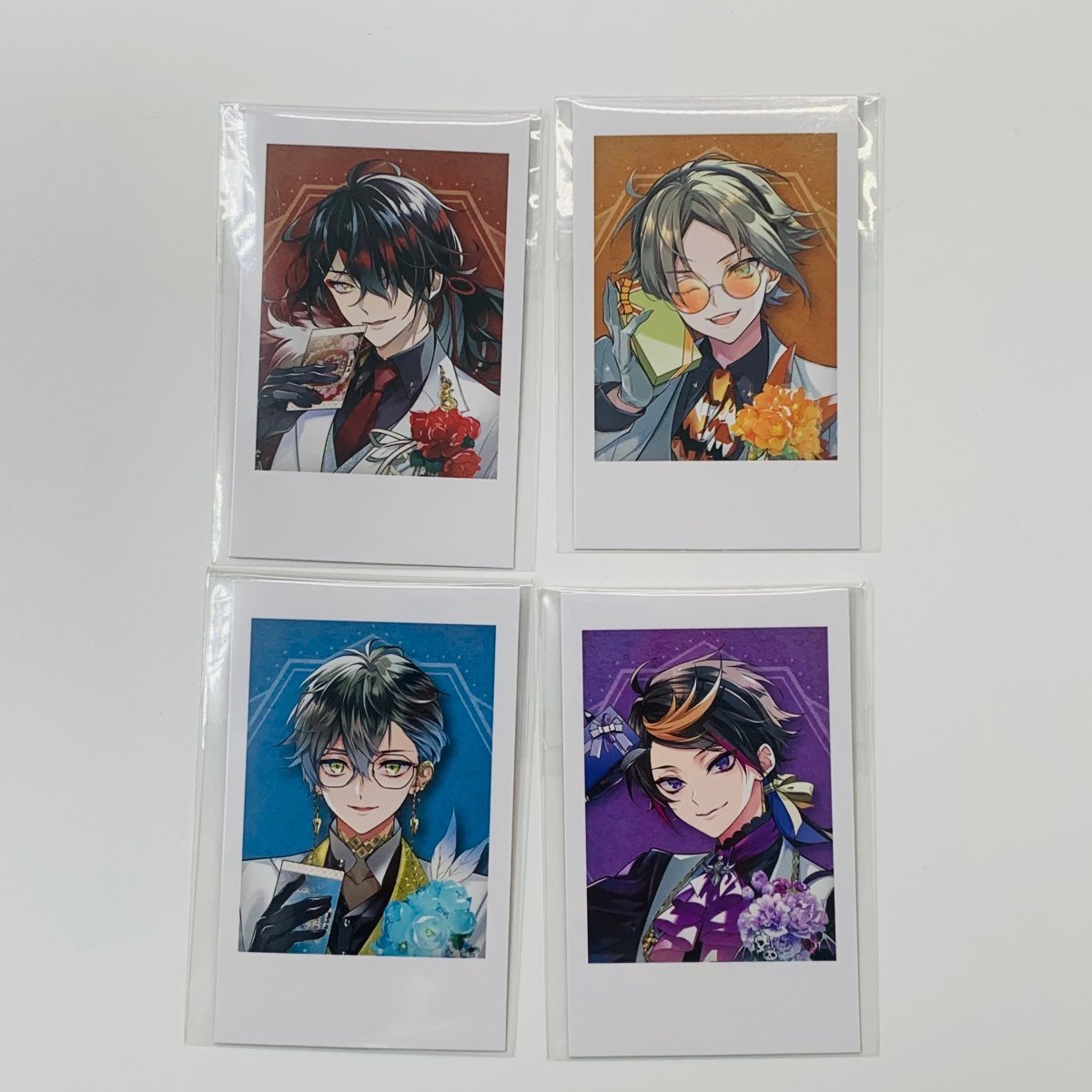 ヤフオク! -サイン チェキ(コミック、アニメグッズ)の中古品・新品・未