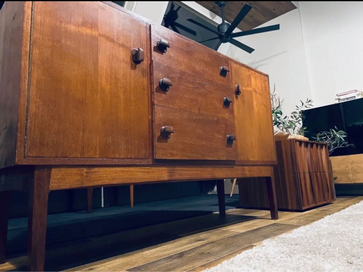再度値下げしました 新品 カリモクのテレビボード | inwave.com.br