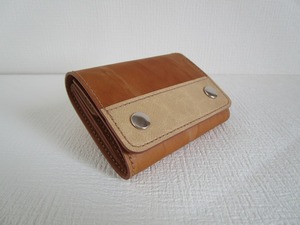 [ハンドメイド] 三つ折り財布（茶色／アソート）／牛革／手縫い