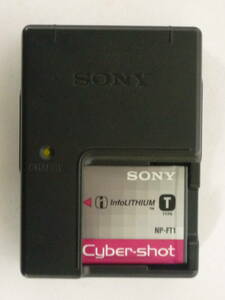 50206-8　SONY　Cyber-Shot　充電器　BC-CS3　バッテリーチャージャー　+　NP-FT1　電池パック　ソニー　サイバーショット