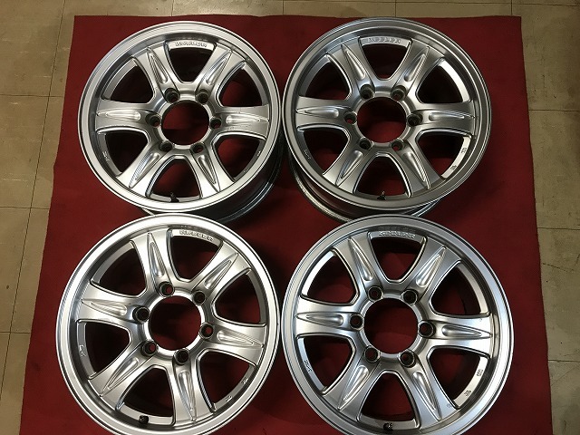 ヤフオク! -139.7-6穴(16インチ)の中古品・新品・未使用品一覧