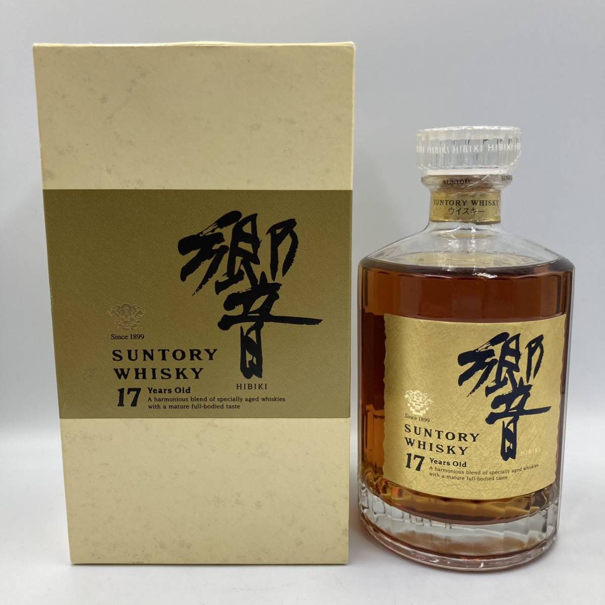 ヤフオク! -「響17年ゴールドラベル」の落札相場・落札価格
