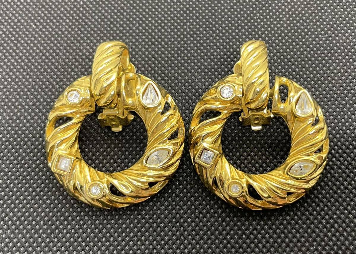 ヤフオク! -yves saint laurent イヤリングの中古品・新品・未使用品一覧